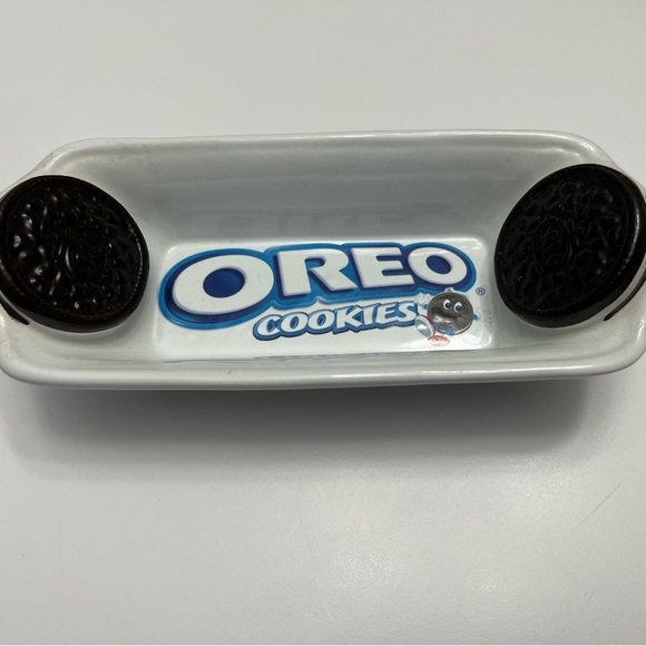 Three OREO Cookies Ceramic Banana Split Dish Bowl by Houston Harvest. - Picture 2 of 8